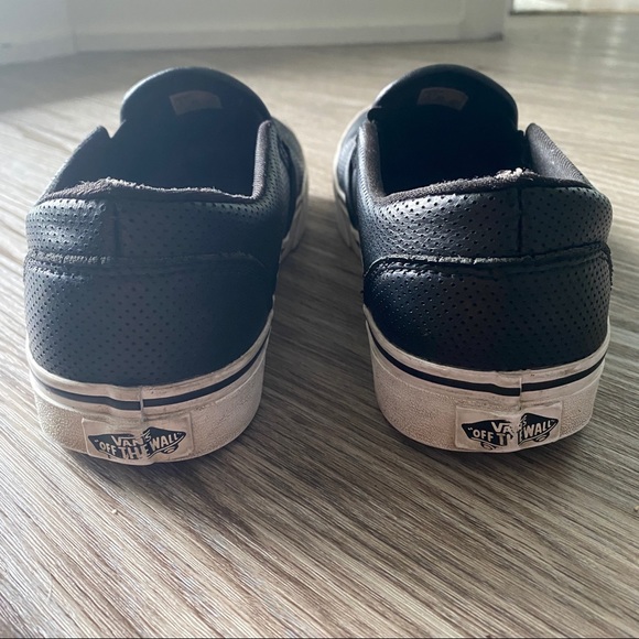 Black slip on Vans - Picture 3 of 6